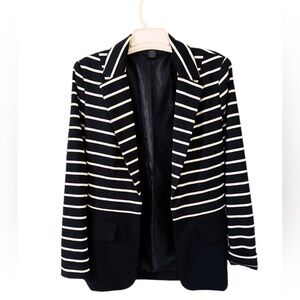 Grace Elements Black and white stripe lined blazer size 6